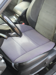 Универсальная накидка на сиденье авто LANATEX мод 502 арт 22189 размер 51*54*1 цвет т.серый - фото